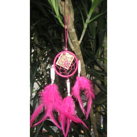 Balishine: Your natural source of indonesian handicraft presents in its Home Decor collection the Dream Catcher:17APA466534:This dream catcher is a handicraft of Bali made from string and feather with shell.  Colors available are blue, fuchsia, green, purpple, black, orange or white.