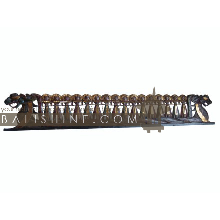 Balishine: Your natural source of indonesian handicraft presents in its Home Decor collection the Frame:17DAE505360:This frame is a handicraft of Bali made from albasia wood.  Same as picture