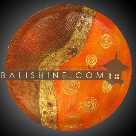 Balishine: Your natural source of indonesian handicraft presents in its Home Decor collection the Painting:17MAG494211:This lamp painting is produced in Bali by artists coming from the Bali art school and from the art village of Ubud.   It is made from acrylic-painting on a fiberglass lamp.