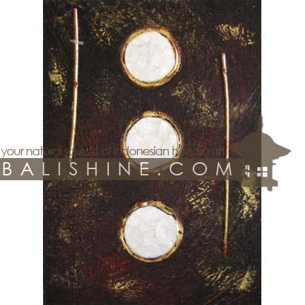 Balishine: Your natural source of indonesian handicraft presents in its Home Decor collection the Painting:17MAG494265:This painting is produced in Bali by artists coming from the Bali art school and from the art village of Ubud. We produced our own canvas to have the highest quality and also import our acrylic colors from germany.  It is made from acrylic-painting on a canvas with white shell and bamboo.