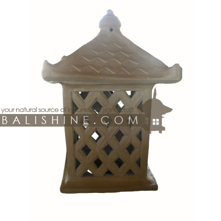 Balishine: Your natural source of indonesian handicraft presents in its Garden Lamps collection the GARDEN LAMP:28MCP5228:This garden lamp is produced in Indonesia. made from terracota. SOLD WITHOUT ELECTRIC SYSTEM