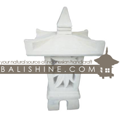 Balishine: Your natural source of indonesian handicraft presents in its Garden Lamps collection the GARDEN TEMPLE:28BIB3739:This garden lamp is produced in Indonesia. made from lime stone. white color