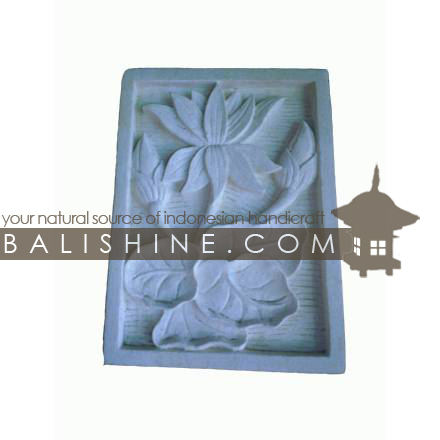 Balishine: Your natural source of indonesian handicraft presents in its Stone frames collection the STONE FRAME:211BIB3642:This stone frame is produced in Indonesia. made from lime stone with curving flowers white color