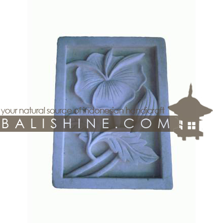 Balishine: Your natural source of indonesian handicraft presents in its Stone frames collection the STONE FRAME:211BIB3643:This stone frame is produced in Indonesia. made from lime stone with curving flowers white color
