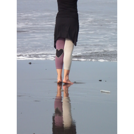 Balishine: Your natural source of indonesian handicraft presents in its Ready to wear collection the Legging suka:746MYO726606:Lycra legging bi color with heart  eggplant, eucalyptus and black lycra