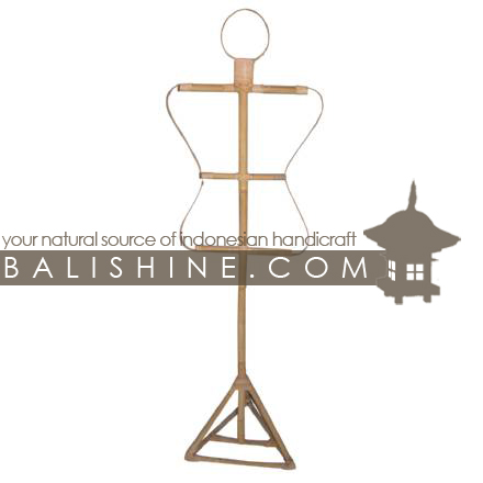 Balishine: Your natural source of indonesian handicraft presents in its Display collection the Display:319GAC4978:This display is produced in Bali. made from bambou. natural or dark color 