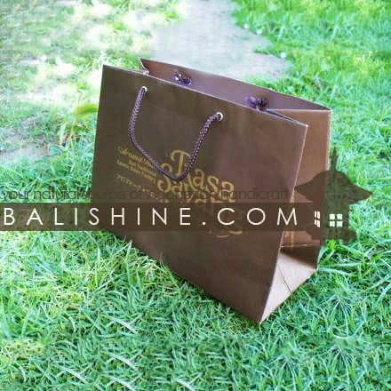 Balishine: Your natural source of indonesian handicraft presents in its Packaging collection the BC paper bag:316CBG5013:This BC paper Bag (160mg) with drawstring cord is produced in Indonesia. Minimum order 500 pieces. White. black. chocolate. creme. red. light blue. green. dark purple. pink. orange. yellow. brown. dark blue. silver or gold color 