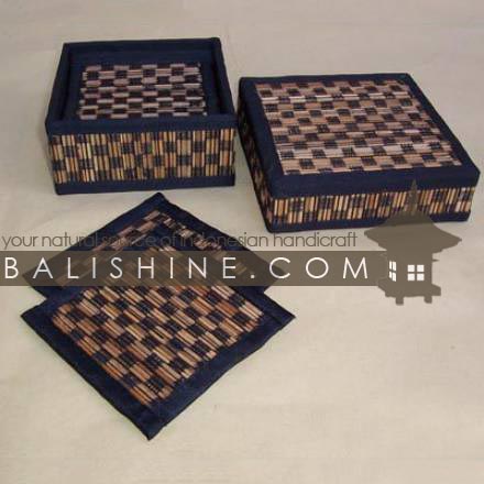 Balishine: Your natural source of indonesian handicraft presents in its Tableware collection the Coaster Set Of 6 In The Box:631JAS2917:This box with 6 coasters is  produced in Bali this handicraft is made from coconut leaf.  Chocolate and natural color