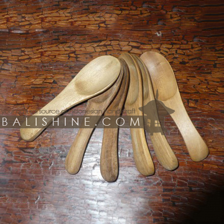Balishine: Your natural source of indonesian handicraft presents in its Cuttlery collection the Cuttlery:632CAW6181:This cuttlery is produced in Bali made from teck wood. Same as picture