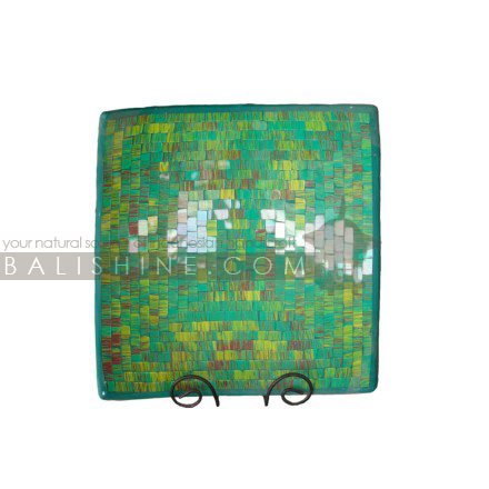 Balishine: Your natural source of indonesian handicraft presents in its Platters collection the Platter set of 3:634ARA5819:This set of 3 platters is produced in Bali from teracota with painting glass mosaic finishing. Same as picture. Display available. please contact us.