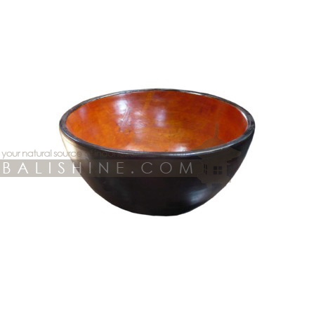 Balishine: Your natural source of indonesian handicraft presents in its Tableware collection the Bowl:629BAM5733:This salad bowl is a handicraft of Indonesia from suar wood.  Same as picture