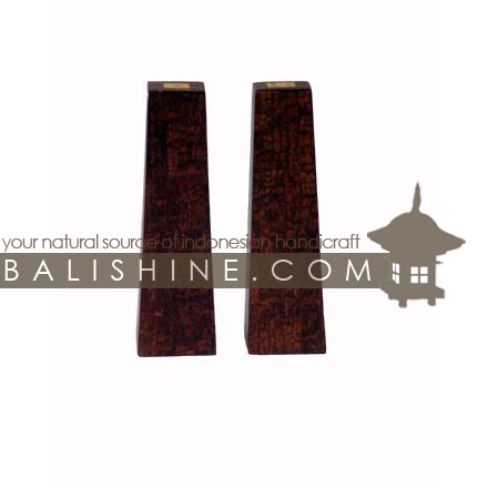 Balishine: Your natural source of indonesian handicraft presents in its Saltcellars & Pepper Pots collection the Saltcellars and Pepper pots:630KAL1153:This set of saltcellars and pepper pots is produced in Bali made from coconut wood with an natural and parfumed tropical spice known as cinamon. -