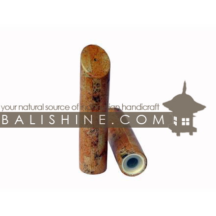 Balishine: Your natural source of indonesian handicraft presents in its Saltcellars & Pepper Pots collection the Saltcellars and Pepper pots:630KAL1165:This set of saltcellars and pepper pots is produced in Bali made from plastic structur and  the matting of natural stone mosaic. -