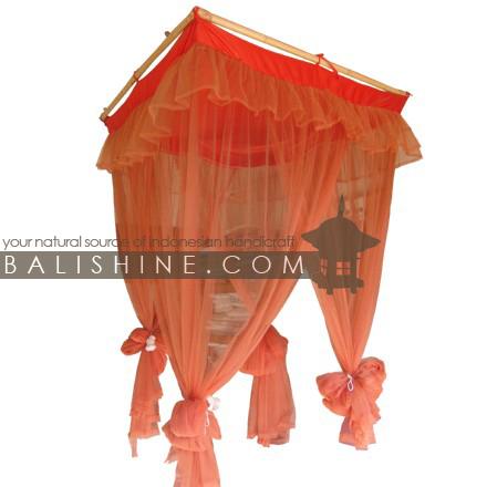 Balishine: Your natural source of indonesian handicraft presents in its Mosquito Nets collection the Mosquito Net:545VIN5326:This square mosquito net is produced in Bali. Including bamboo hanging. For bed 1 or 2 places. 100% polyester. Yellow. Orange. Pink. Purple. Fuchsia. Green. Blue. Turquoise. Red. Black. White. Cream or Chocolate Color.