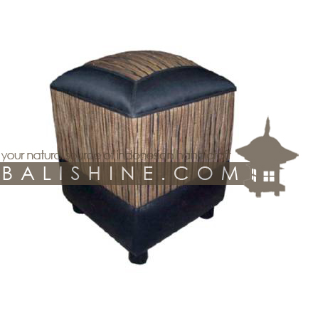 Balishine: Your natural source of indonesian handicraft presents in its Pouf Stools collection the Pouf Stool:541JAS3066:This square pouf stool is produced in Bali made from the matting of natural water hyacinth and vinyl. Natural color