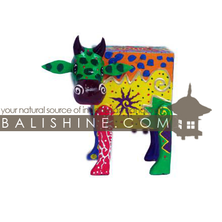 Balishine: Your natural source of indonesian handicraft presents in its Various collection the MoneyBox:415KAG6546:This cow bank is a handicraft of Bali made from albesia wood.  Full color