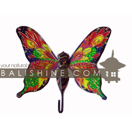 Balishine: Your natural source of indonesian handicraft presents in its Various collection the Clothes Holder:415TOS7598:This set of 3 pieces (SML) clothes holder is produced in Bali made from albesia wood.  Full color