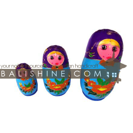 Balishine: Your natural source of indonesian handicraft presents in its Stuff for Kids collection the Russian Dolls:415BAL7638:This set of 3 russian dolls boxes is produced in Bali made from albesia wood. Full color