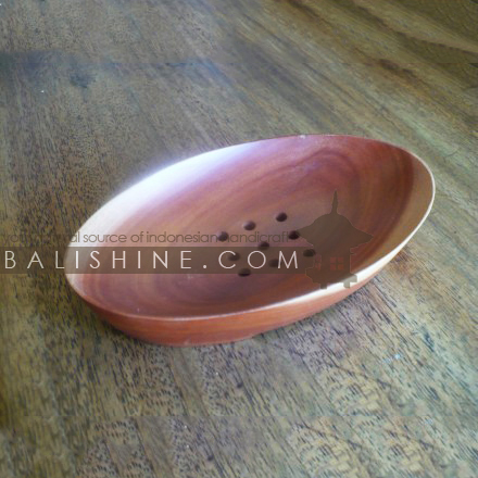 Balishine: Your natural source of indonesian handicraft presents in its Home Decor collection the Wood Soap Holder:11DIA26285:This soap holder is produced in Bali made from sonokeling wood.   Same as picture