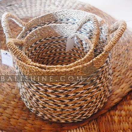 Balishine: Your natural source of indonesian handicraft presents in its Home Decor collection the Basket:12JEN367431:This set of 2 basket is made from natural seagrass weaving.  Other colors available