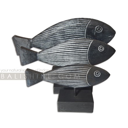 Balishine: Your natural source of indonesian handicraft presents in its Home Decor collection the Black and White Striped Wooden Fish on Stand:12BIM38032:Fresh off the boat, today's catch is a folk art-inspired fish handcrafted of beautiful albasia wood. It's mounted on a stand and poised to perch somewhere on dry land, like your mantel or tabletop.  Other color available, please contact us.