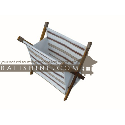 Balishine: Your natural source of indonesian handicraft presents in its Home Decor collection the Magazine Box:12VIN145244:This magazine box is produced in Indonesia made from plywood and cotton linen with a natural and parfumed tropical seagrass.  