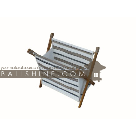 Balishine: Your natural source of indonesian handicraft presents in its Home Decor collection the Magazine Box:12VIN145249:This magazine box is produced in Indonesia made from plywood and cotton linen with a natural and parfumed tropical seagrass.  