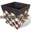 balishine This square wastebin is produced in Indonesia made from pandanus with pattern.