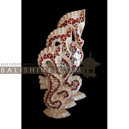 Balishine: Your natural source of indonesian handicraft presents in its Home Decor collection the SeaHorse Statue set of 3:12OKA37012:This set of 3 seahorse is a handicraft of Bali made from albasia wood .  Other color available. Pls request color you want to order.
