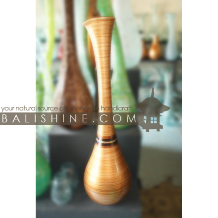 Balishine: Your natural source of indonesian handicraft presents in its Home Decor collection the Glass Vase:12NYG55453:This vase is produced in Bali made from glass with color.  Same as picture