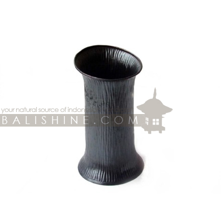 Balishine: Your natural source of indonesian handicraft presents in its Home Decor collection the Cooper Vase:12LIS55690:This vase made in Bali from copper.  Same as picture