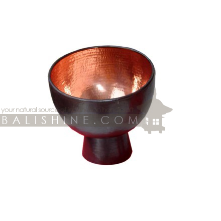 Balishine: Your natural source of indonesian handicraft presents in its Home Decor collection the Cooper Vase:12LIS55692:This vase made in Bali from copper.  Same as picture