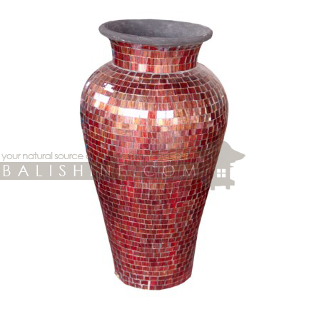 Balishine: Your natural source of indonesian handicraft presents in its Home Decor collection the Mozaic Terracota Vase:12YUN55822:This vase is produced in Bali from teracota with painting glass mosaic finishing.  Same as picture