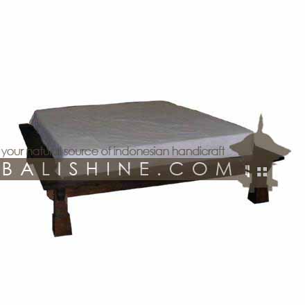 Balishine: Your natural source of indonesian handicraft presents in its Home Decor collection the Bed:114SEF304606:This bed is produced in indonesia, made from teak wood.  Natural, chocolate or dark color