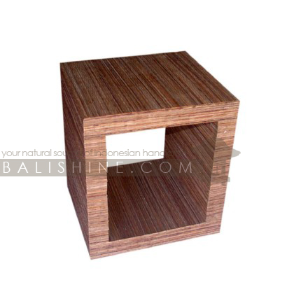 Balishine: Your natural source of indonesian handicraft presents in its Home Decor collection the Cube:114AXE295479:This original cube is produced in Indonesia from wood with lidie coconut finishing.  Same as picture