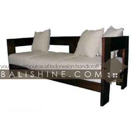 Balishine: Your natural source of indonesian handicraft presents in its Home Decor collection the Sofa:114SEF443915:This sofa is produced in indonesia, made from teak wood. This price is without cushion.  Natural, chocolate or dark color