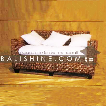 Balishine: Your natural source of indonesian handicraft presents in its Home Decor collection the Sofa:114SRI444038:This sofa is produced in indonesia, made from banana leaf and teak wood. This price is without cushion.  Several materials are available : seagrass, banana leaf or rotan