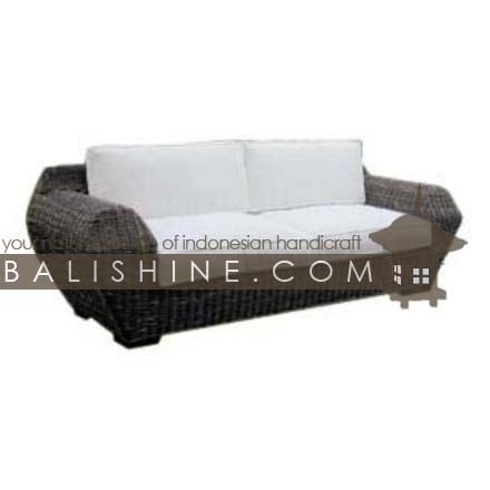 Balishine: Your natural source of indonesian handicraft presents in its Home Decor collection the Sofa:114SRI444059:This sofa is produced in indonesia, made from seagrass and teak wood. This price is without cushion.  Several materials are available : seagrass, banana leaf or rotan