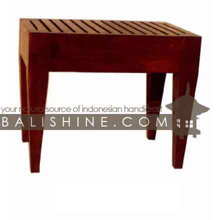 Balishine: Your natural source of indonesian handicraft presents in its Home Decor collection the Table Luggages:114GEN293782:This handing luggages is produced in indonesia, made from teak wood.  Natural, chocolate or dark color