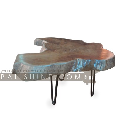 Balishine: Your natural source of indonesian handicraft presents in its Home Decor collection the Wooden Coffee Table:114JAT138275:This coffee table is made from wood.  