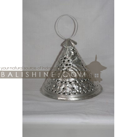 Balishine: Your natural source of indonesian handicraft presents in its Home Decor collection the Aluminium Candle Holder:13PUR166322:This round candle holder is produced in Bali made from aliminium with curving finishing.  