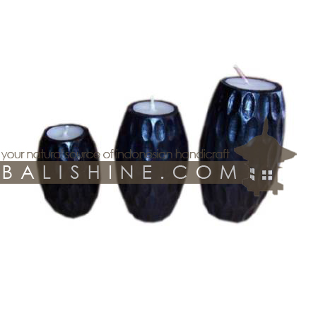 Balishine: Your natural source of indonesian handicraft presents in its Home Decor collection the Candle Set Of 3:13JAS93298:This set of 3 round candles is produced in indonesia made from carving wood.  Natural with carving