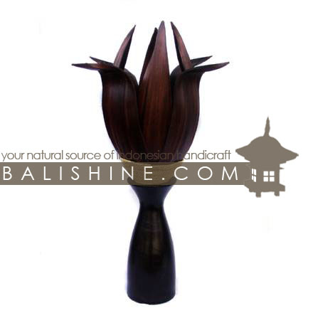 Balishine: Your natural source of indonesian handicraft presents in its Home Decor collection the Lamp:13MEB15748:This lamp is produced in Indonesia made from coconut and mahogany wood cotton bowl lampshade with a string of pineapple leaf for decoration.  For electric fitting please contact us