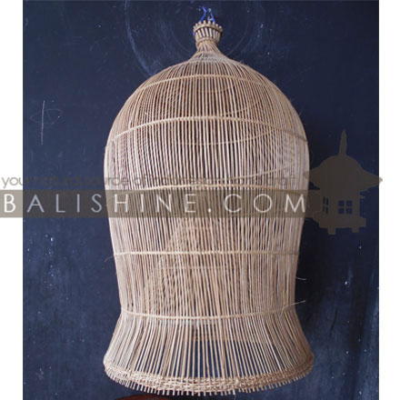 Balishine: Your natural source of indonesian handicraft presents in its Home Decor collection the Lampshade:13RAS867450:This lamp shade produced in Indonesia is made from rattan. It is an handicraft made in Lombok island.  
