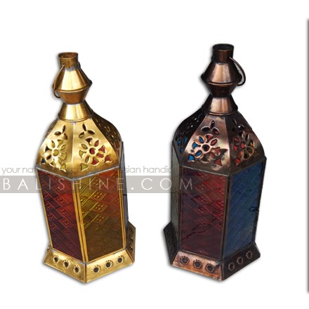 Balishine: Your natural source of indonesian handicraft presents in its Home Decor collection the Oujda Brass Candle Holder:13GET168022:A blue, red, yellow & green handcrafted tin moroccan lamp suitable for tea candles or small pillar candles. Use an oil of citronalla candle for your next BBQ and they will provide you with some Moroccan vibes. A very traditional moroccan style candle lantern. You can also have it wired for electric if you want.  Handcrafted in Bali, Indonesia.