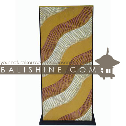 Balishine: Your natural source of indonesian handicraft presents in its Home Decor collection the Painting Lamp:13ENJ154872:This painting lamp is produced in Bali, made from mdf wood and acrylic colors from germany.  For electric fitting please contact us
