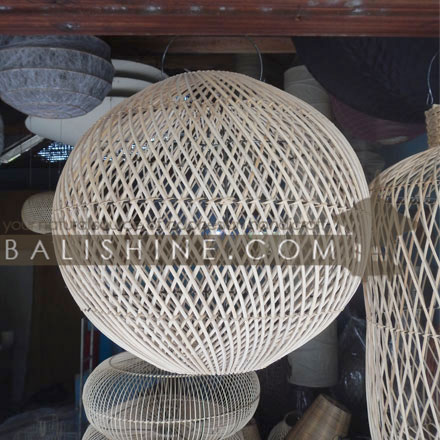 Balishine: Your natural source of indonesian handicraft presents in its Home Decor collection the Rattan Lampshade:13MAL867479:This round lamp shade produced in Indonesia is made from natural rattan.  