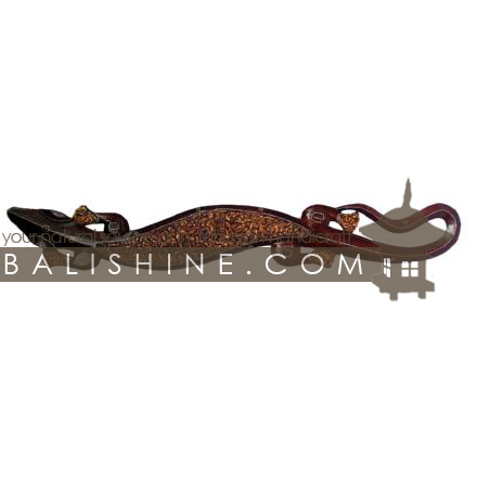 Balishine: Your natural source of indonesian handicraft presents in its Home Decor collection the Gaecko Ulok:17MUL482529:This gaecko carving with skin of eggs is a handicraft of Bali made from albesia wood.  