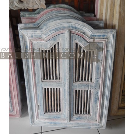 Balishine: Your natural source of indonesian handicraft presents in its Home Decor collection the Jaring Mirror:17BAS127878:This mirror is a handicraft of Bali made from natural carving mahoni wood with mirror 3mm thickness.  
