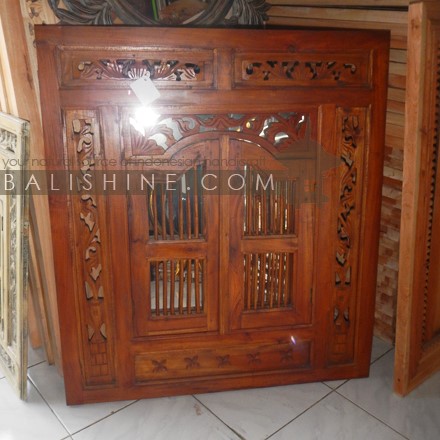 Balishine: Your natural source of indonesian handicraft presents in its Home Decor collection the Kakek Mirror:17BAS127898:This mirror is a handicraft of Bali made from natural carving mahoni wood with mirror 3mm thickness.  